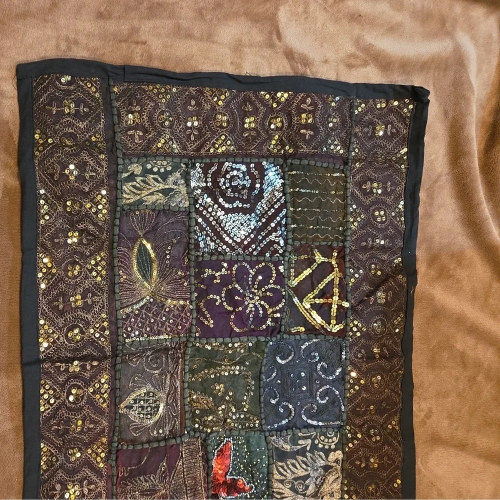 Table Runner Topper Wall Hanging Decor Made in India Quilted Sequined‎ Artisan